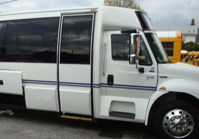 mini bus rental